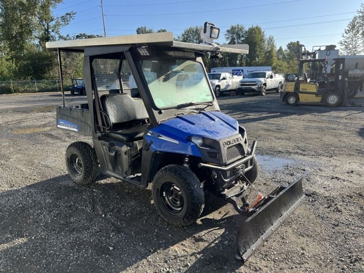 2011-polaris-ranger-ev-image-2