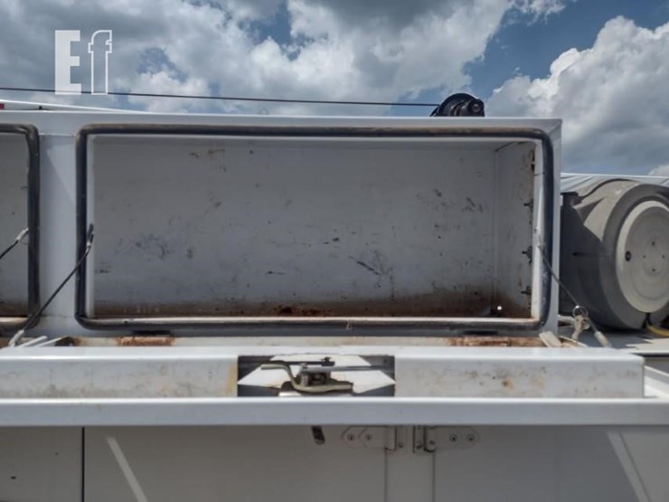 2018-ford-f550-image-29