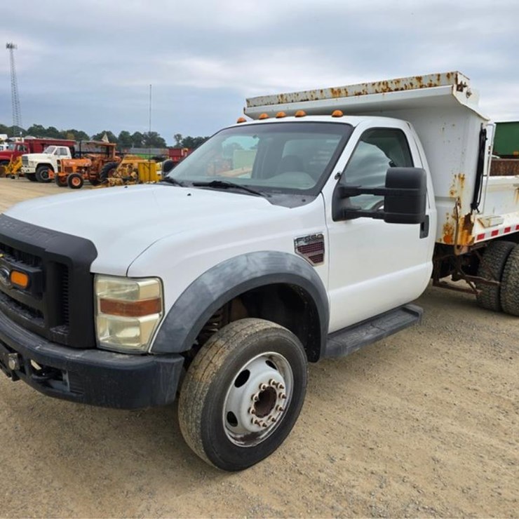 2008 FORD F550