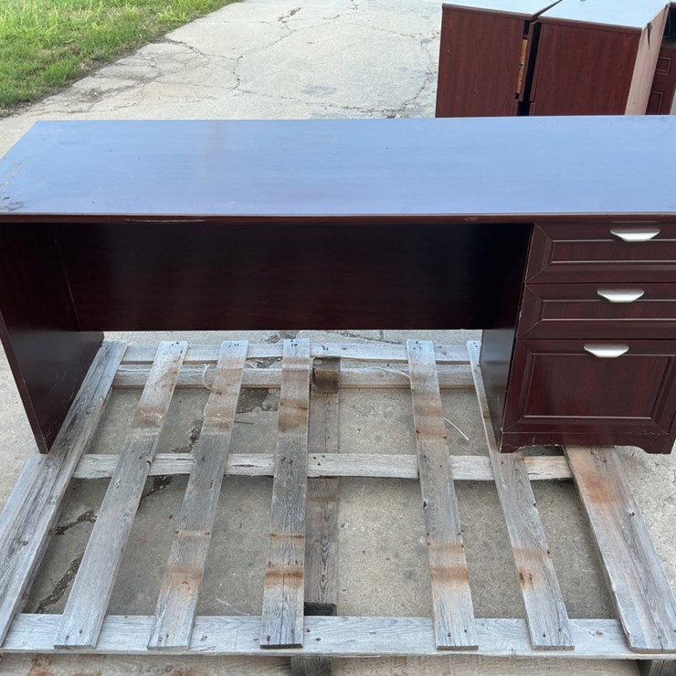 DESK