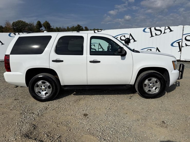 2013-chevrolet-tahoe-image-6