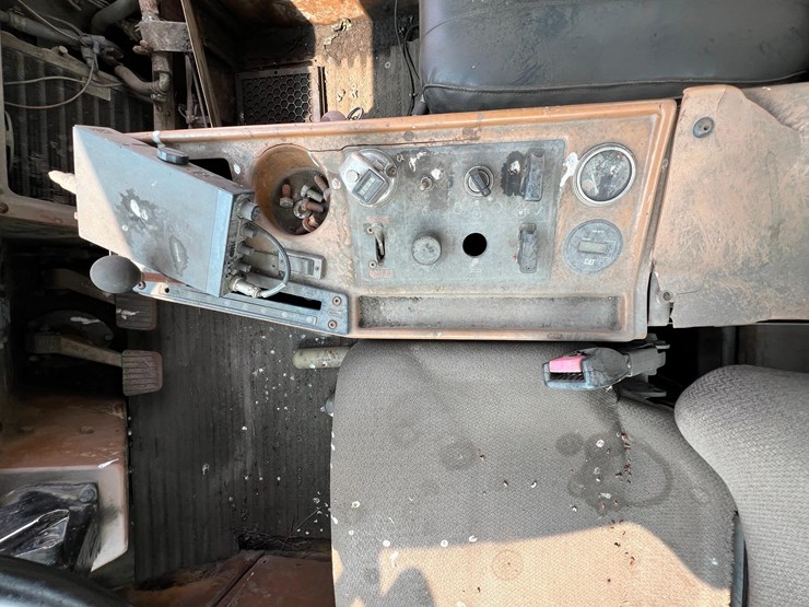 caterpillar-785b-image-11