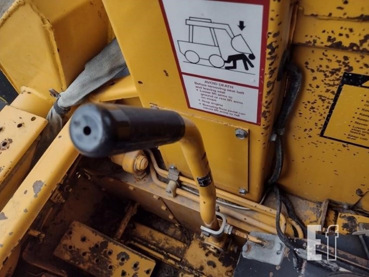 1986-deere-575-image-8
