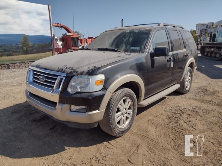 2010-ford-explorer-image-26
