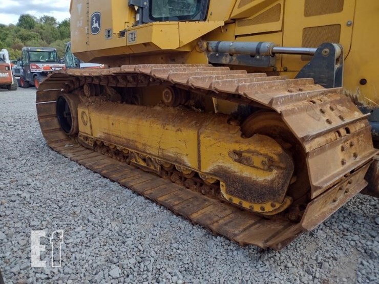 2018-deere-750k-lgp-image-32