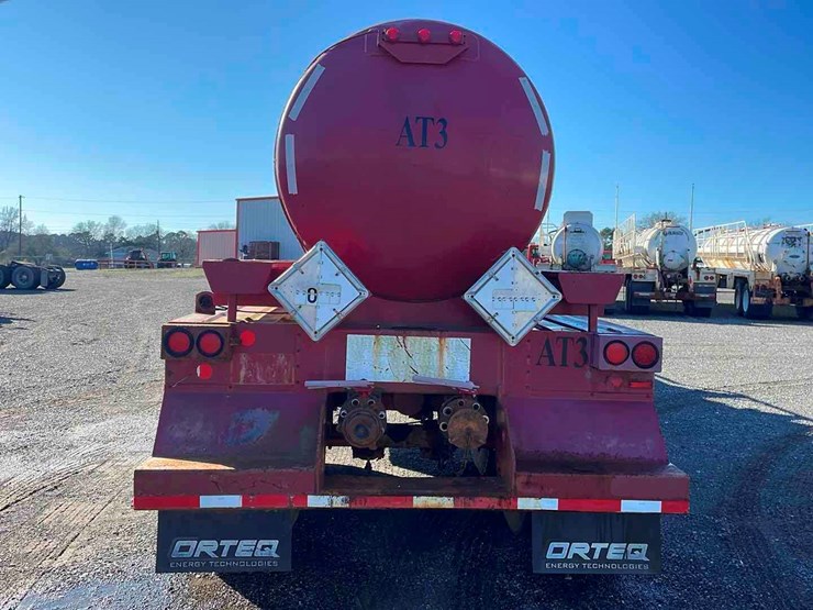 2007-overland-tank-trailer-image-6
