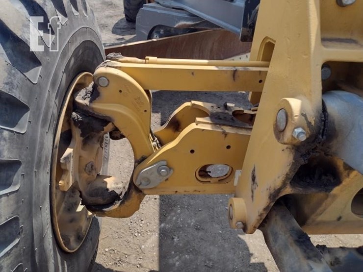 2020-deere-670gp-image-26