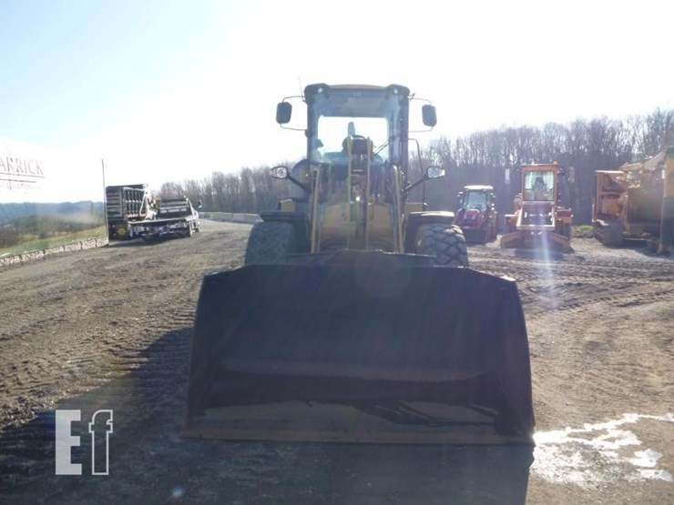 2013-caterpillar-924k-image-2