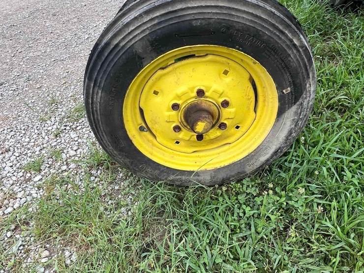 john-deere-40-image-3