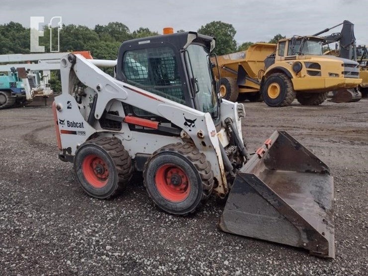 2015-bobcat-s650-image-3