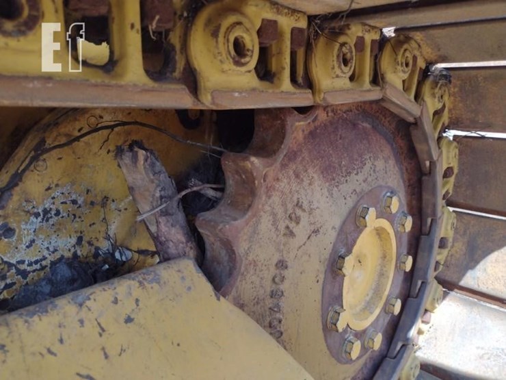 2022-deere-450k-image-21