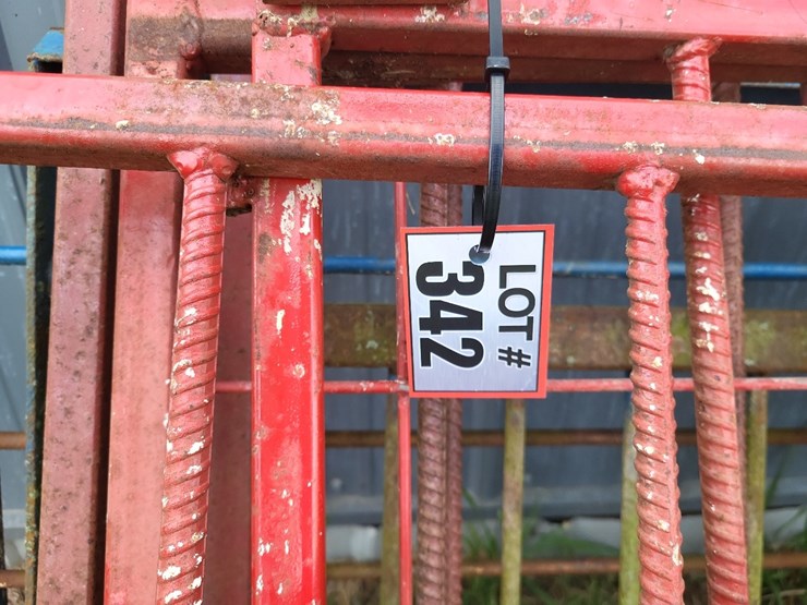 (7)-walk-through-front-livestock-gates---tag-#342-image-2