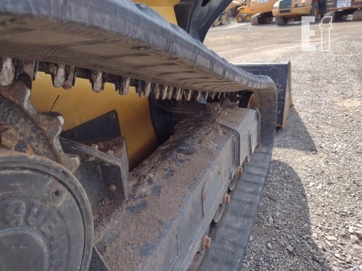 2022-deere-333g-image-30