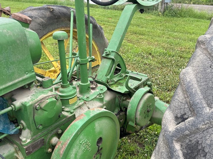 john-deere-b-image-18