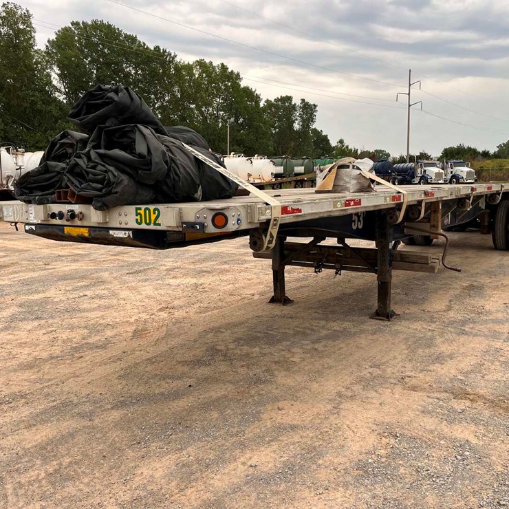 2010 UTILITY FLATBED