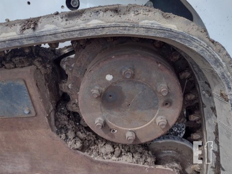 2007-bobcat-t300-image-21