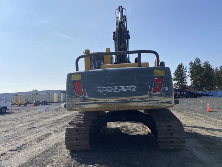 volvo-fc2421c-image-4