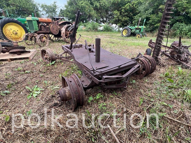 toro-tractor-chassis-(no-tag)-image-4