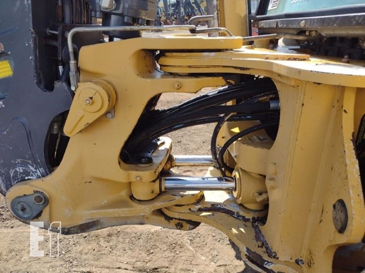 2010-deere-710j-image-35