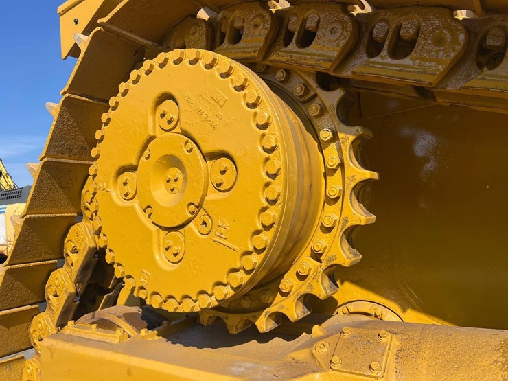 caterpillar-d10r-image-14