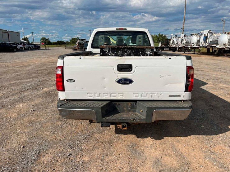 2015-ford-f250-image-13