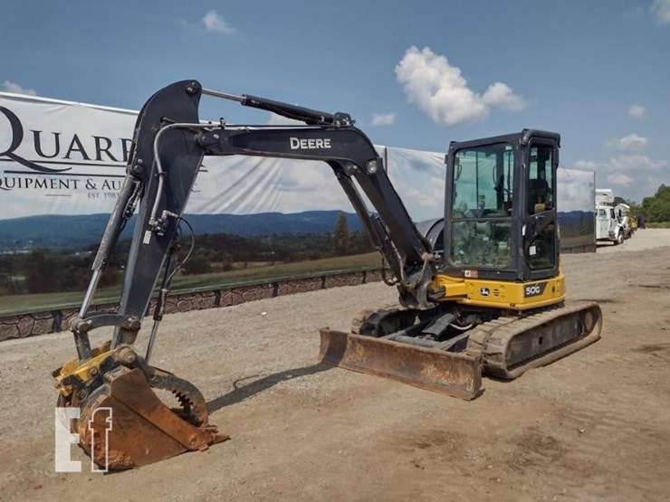 2022-deere-50g-image-47