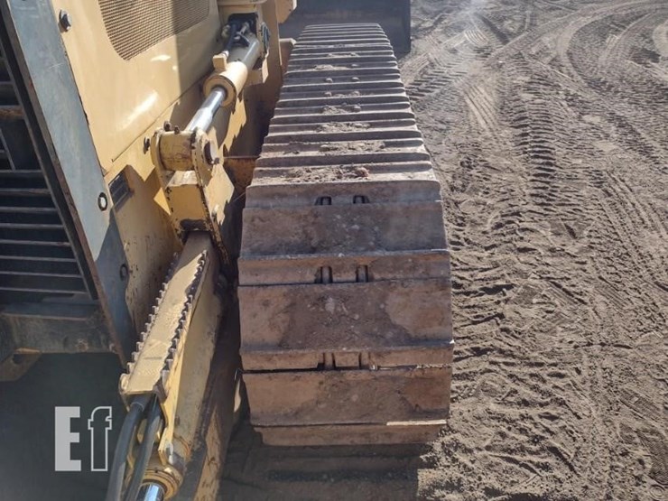 2004-deere-550h-lt-image-27