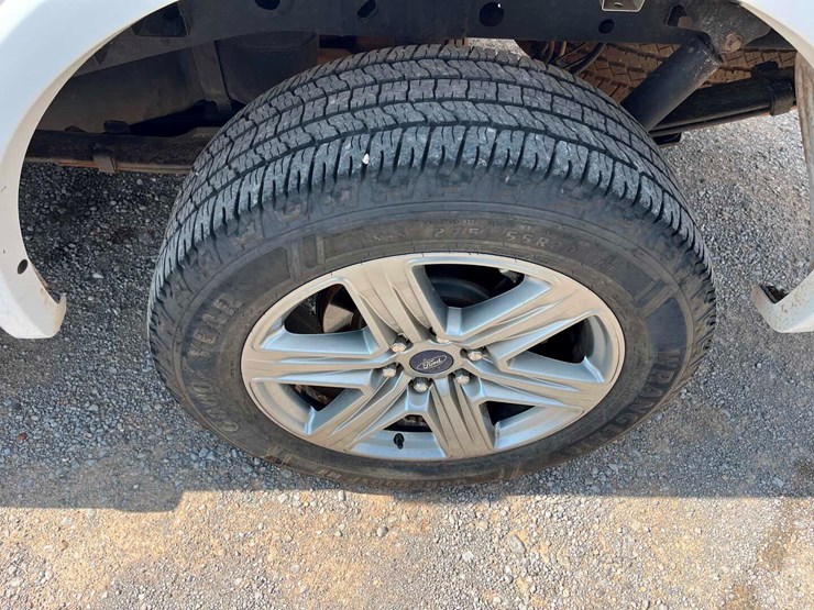 2018-ford-f150-image-16