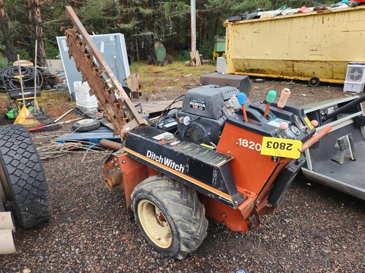 2000-ditch-witch-1820h-image-3