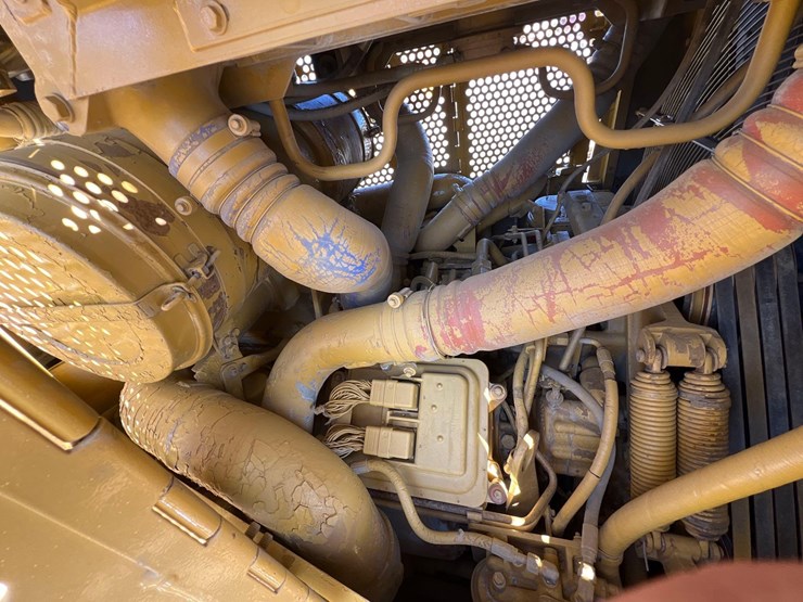 caterpillar-d10r-image-15