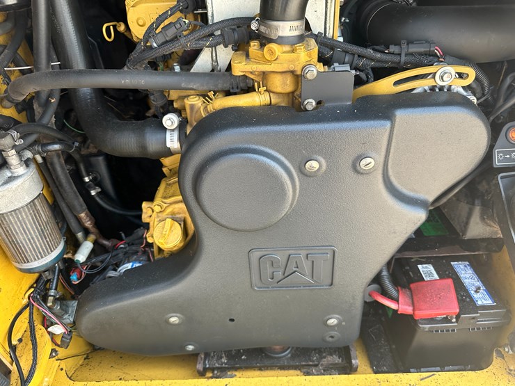 2018-caterpillar-299d2-xhp-image-39