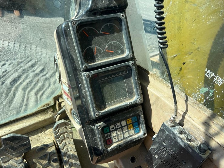 caterpillar-385bl-image-28