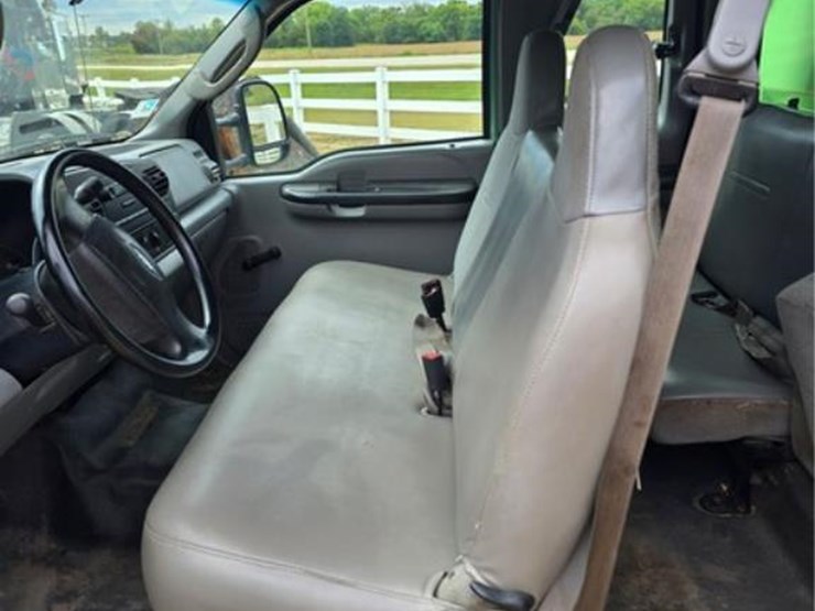 2007-ford-f350-image-15