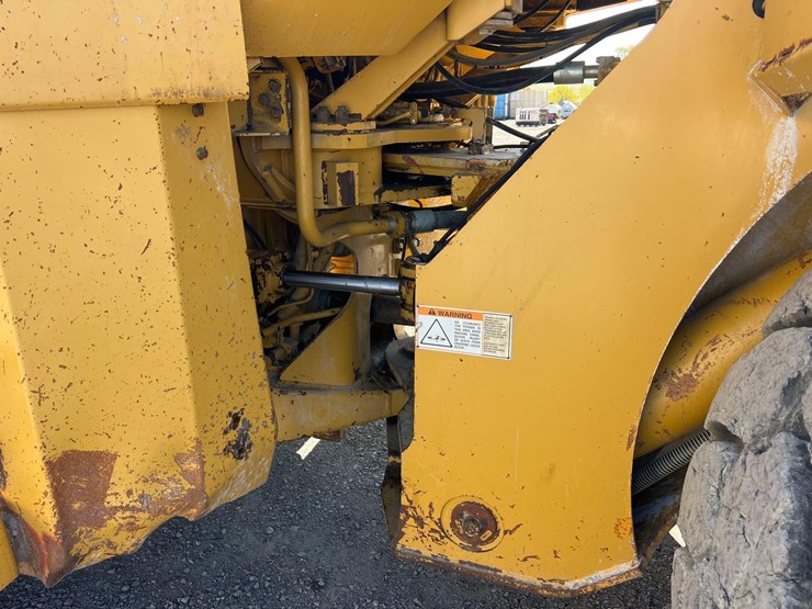 caterpillar-988f-image-15