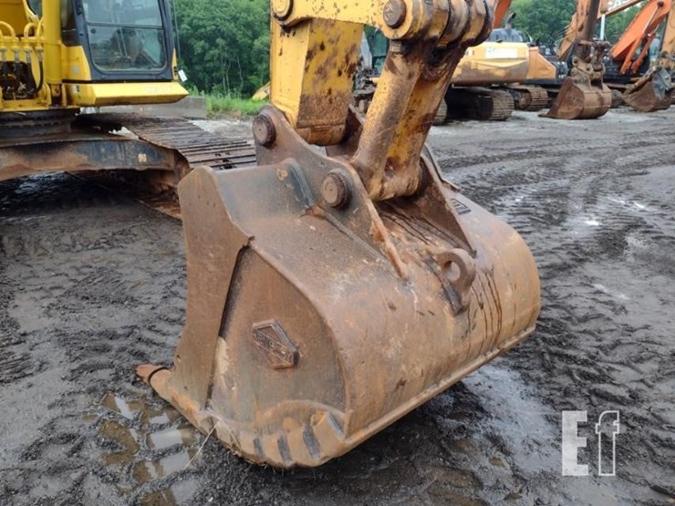 2017-komatsu-pc240-lc-11-image-18