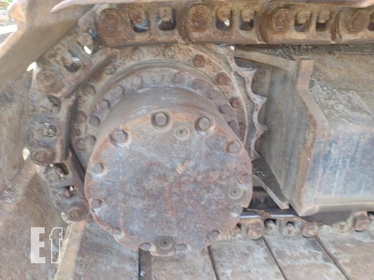 2013-deere-210g-lc-image-22