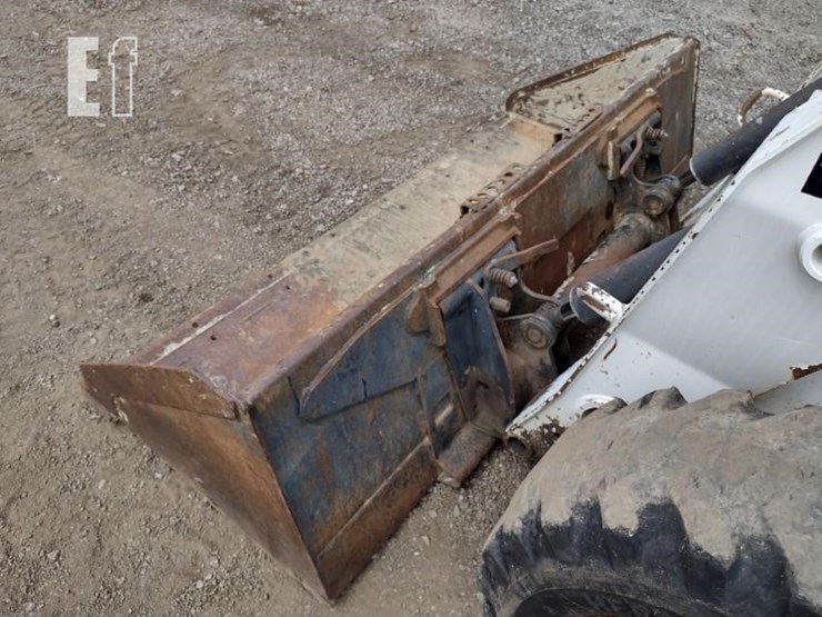 2004-bobcat-s250-image-18