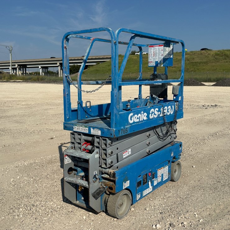 2019 GENIE GS1930