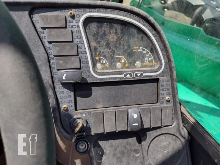 2017-jcb-510-42-image-8