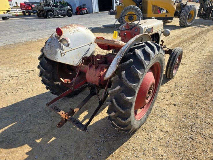ford-8n-image-5