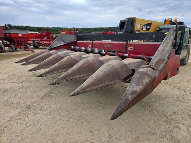 case-ih-1063-image-1