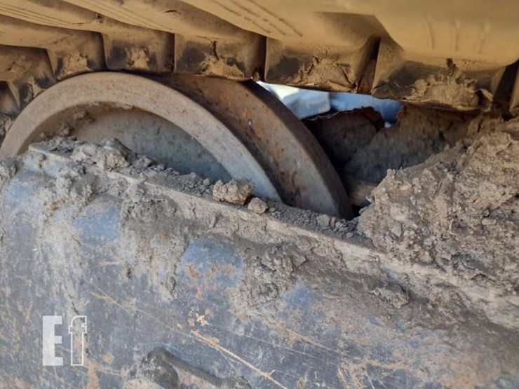 case-cx60-excavator-8560-image-35