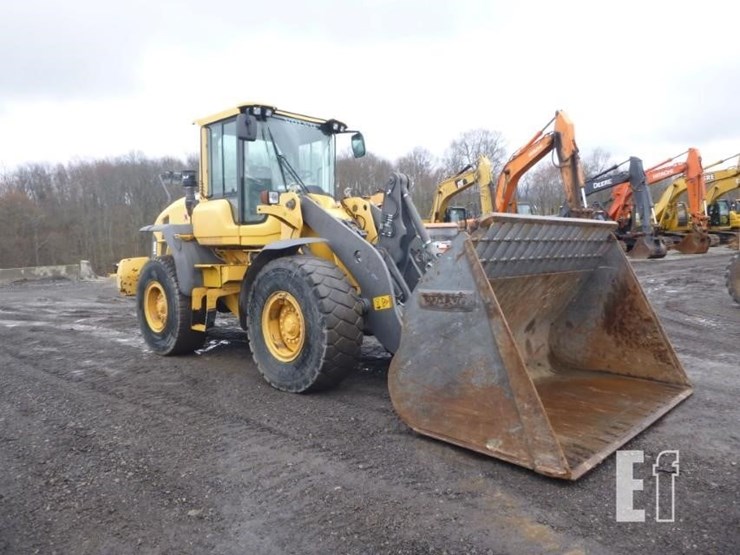 2014-volvo-l90g-image-34