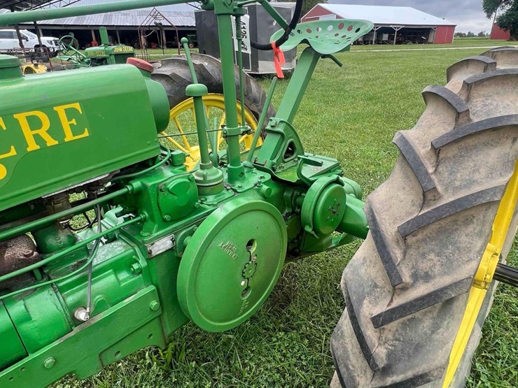 john-deere-bn-image-8