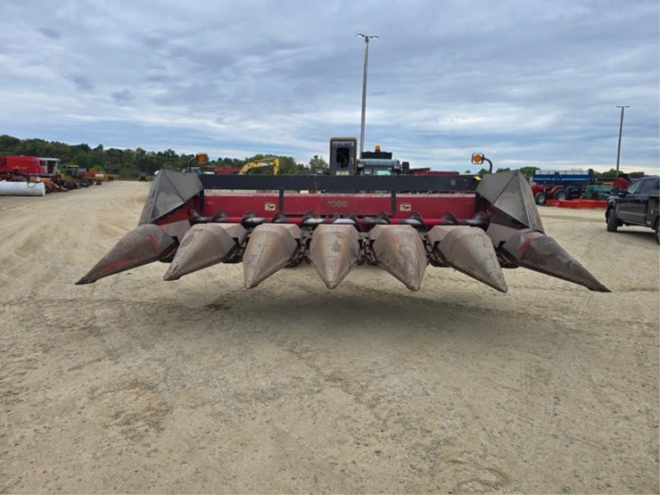 case-ih-1063-image-11