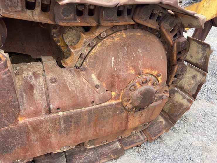 caterpillar-d9h-image-10
