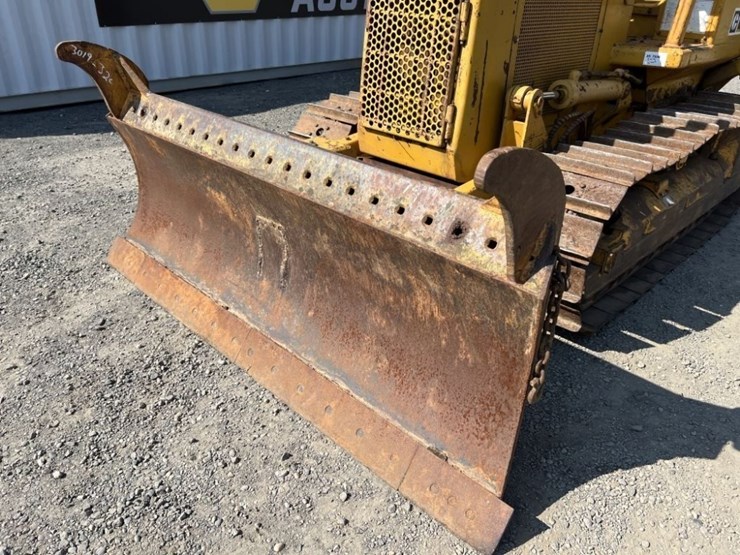 1975-caterpillar-d3-image-10