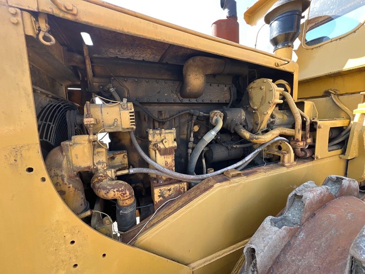 caterpillar-825b-image-7