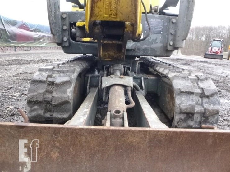 2016-wacker-neuson-803-image-22