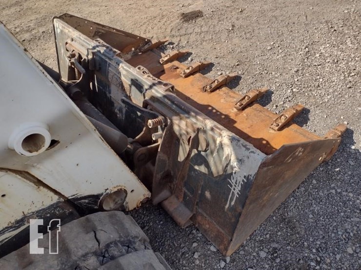 2020-bobcat-t590-image-17